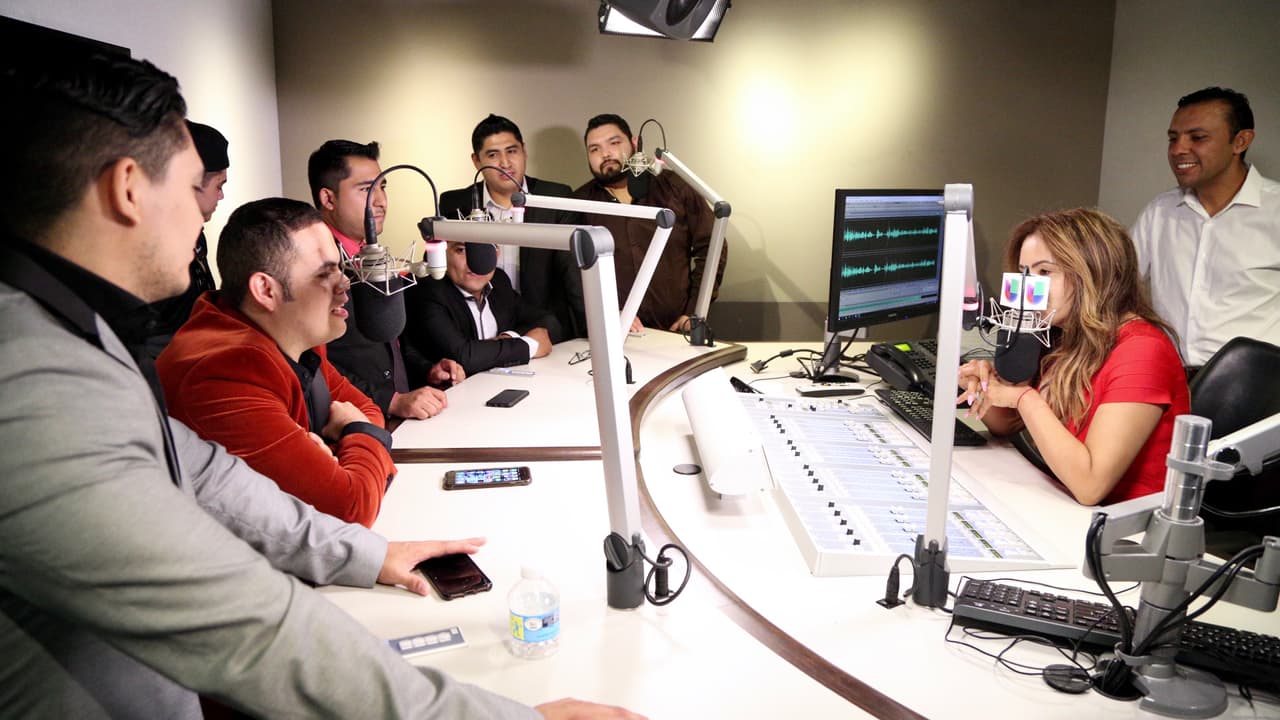 Casa llena en la cabina del Free-guey show con Enigma