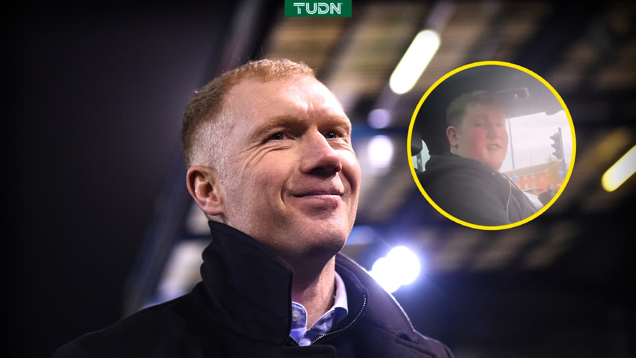 Legendario jugador del Manchester United deja de ser comentarista para cuidar a su hijo autista