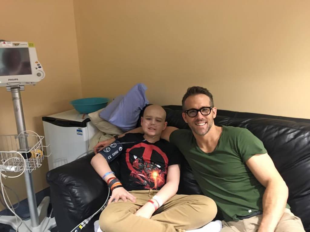 Ryan Reynolds se despide de fan fallecido por cáncer