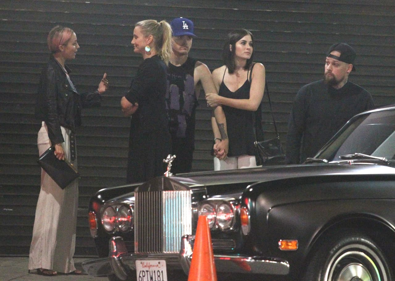 Las dos amigas salieron a cenar con sus esposos, los gemelos Joel y Benji Madden.