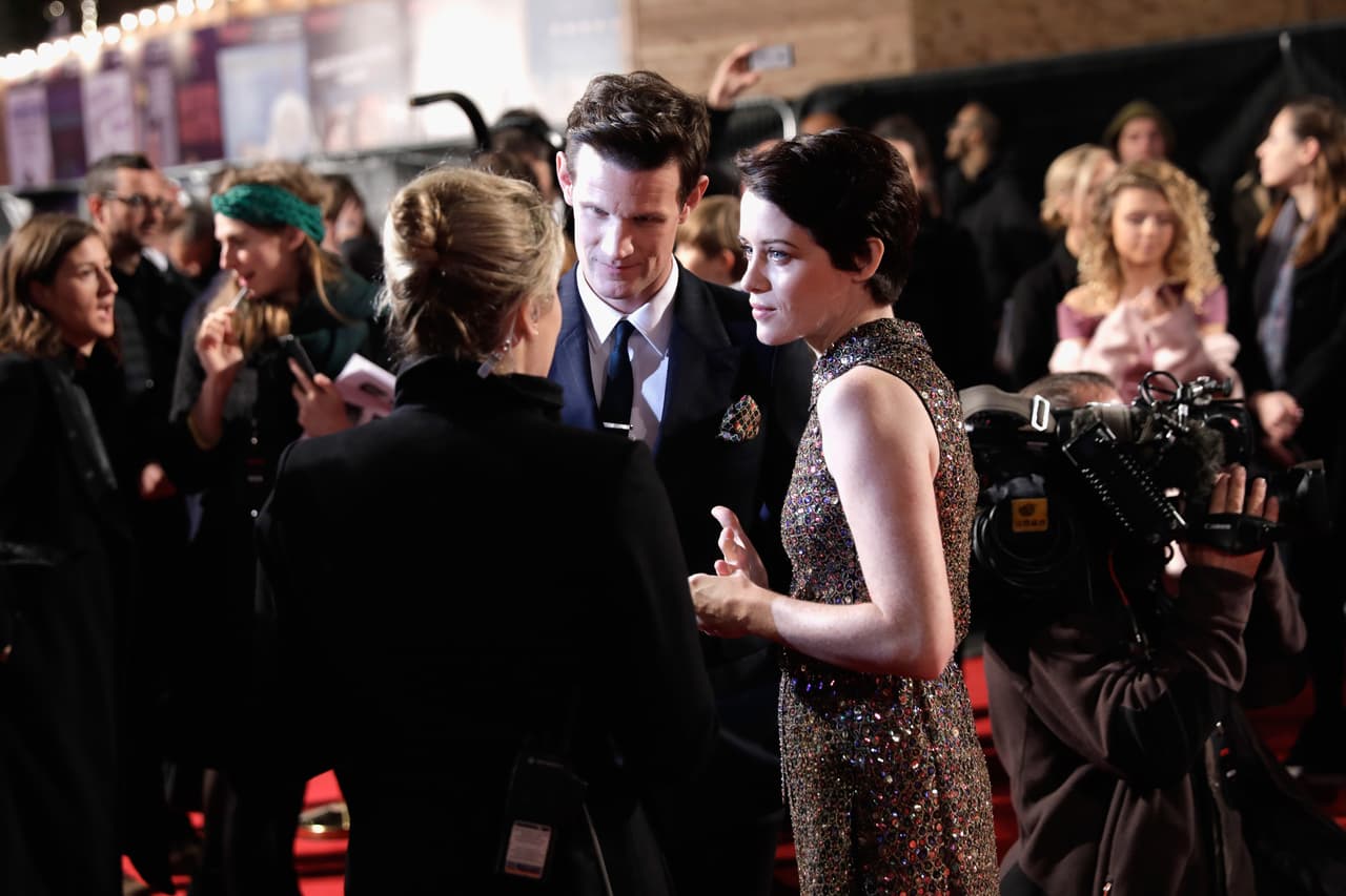 El Globo de Oro a la Mejor serie dramática se disputará entre 'Big Little Lies', 'Killing Eve', 'The Morning Show', 'Succession' y 
<b>'The Crown'</b>. En la foto, Claire Foy y Matt Smith, protagonistas de la primera y segunda temporada de 'The Crown'.
