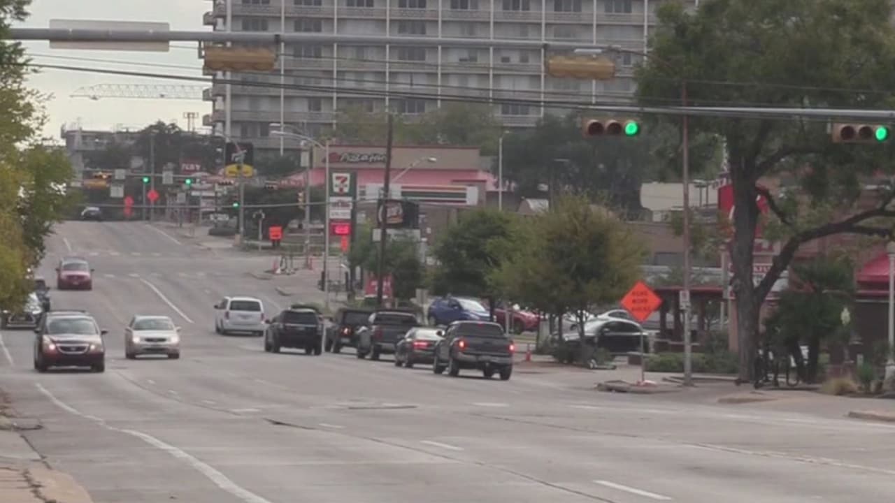 Se reporta serie de robos en dormitorios de la Universidad de Texas durante el fin de semana