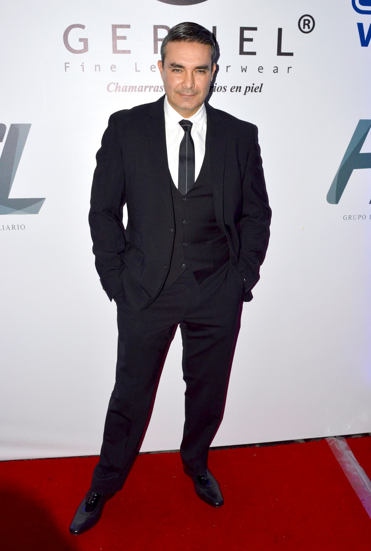 Islas confesó a los micrófonos de 'Venga la Alegría' que pronto sacará un libro con sus vivencias, en donde tocará este trago amargo de su vida y cómo logró salir adelante.