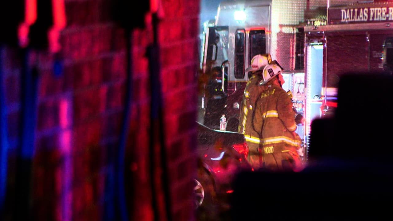 Hasta ahora
<b>no se ha determinado qué provocó el fuego</b>, pero los equipos ya investigan. Lo cierto es que para varias familias,
<b>este martes empezó con más preguntas que respuestas.</b>