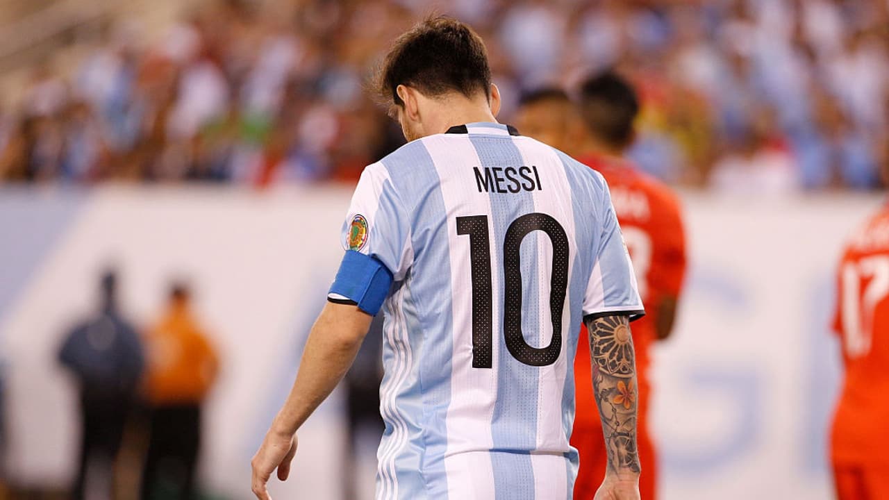 Messi quits Argentine team after Chile retains Copa America