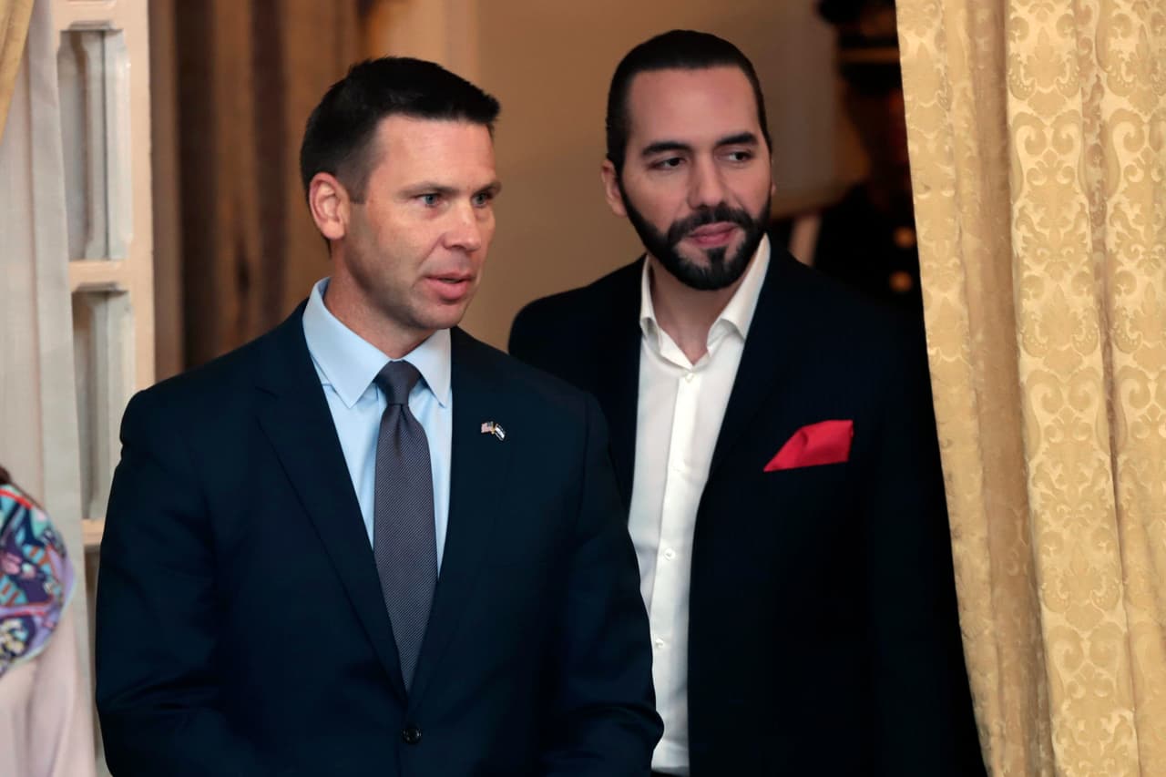 El Salvador firma acuerdo con EEUU para combatir la migración irregular, pero no será 'tercer país seguro'