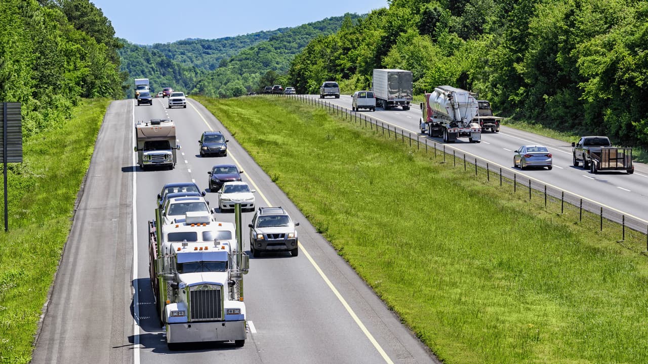 <h3 class="cms-H3-H3"><b>7. Tennessee</b></h3>
<br>
<br>El estado de Tennessee registró 
<b>1,135</b> 
<b>muertes vehiculares</b> durante 2019, 95 muertes más que en 2018. De ese total, 290 muertes (26%) fueron causadas por el consumo de alcohol.