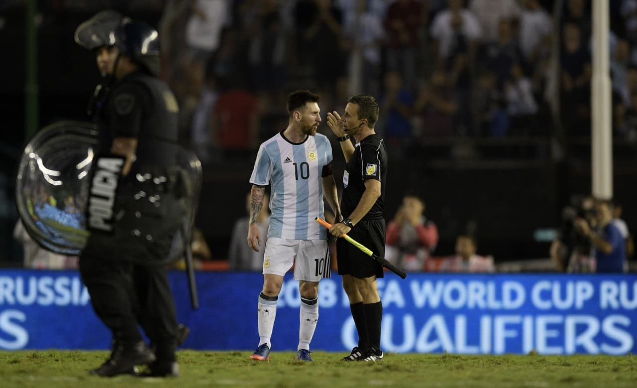 Es oficial: Lionel Messi no jugará hoy ante Bolivia, la FIFA lo suspendió por cuatro partidos