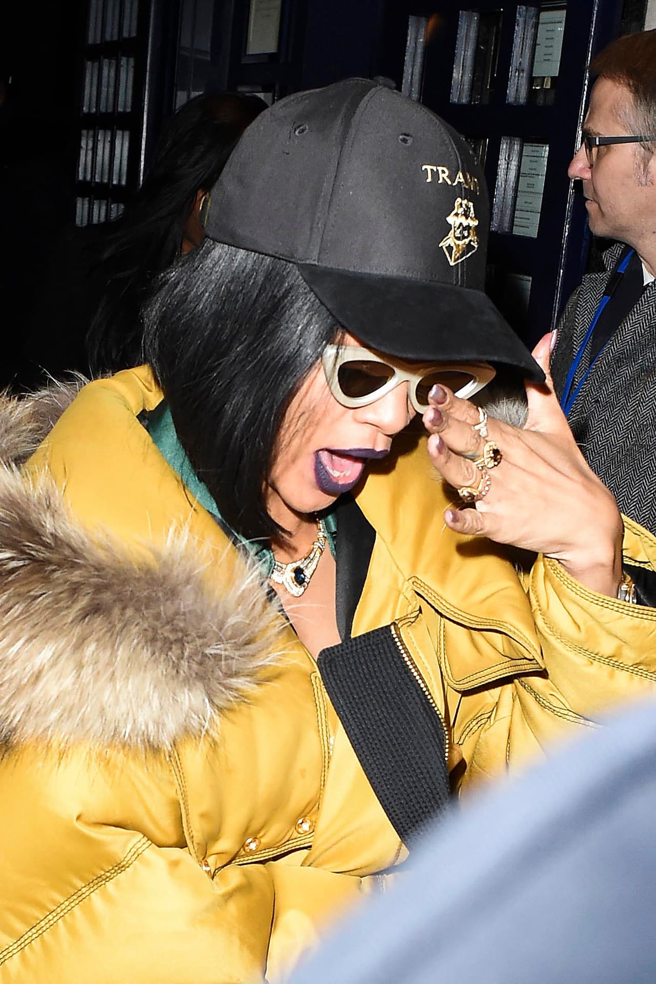 Hasta ella misma se sorprende del revuelo que levantan sus apariciones.