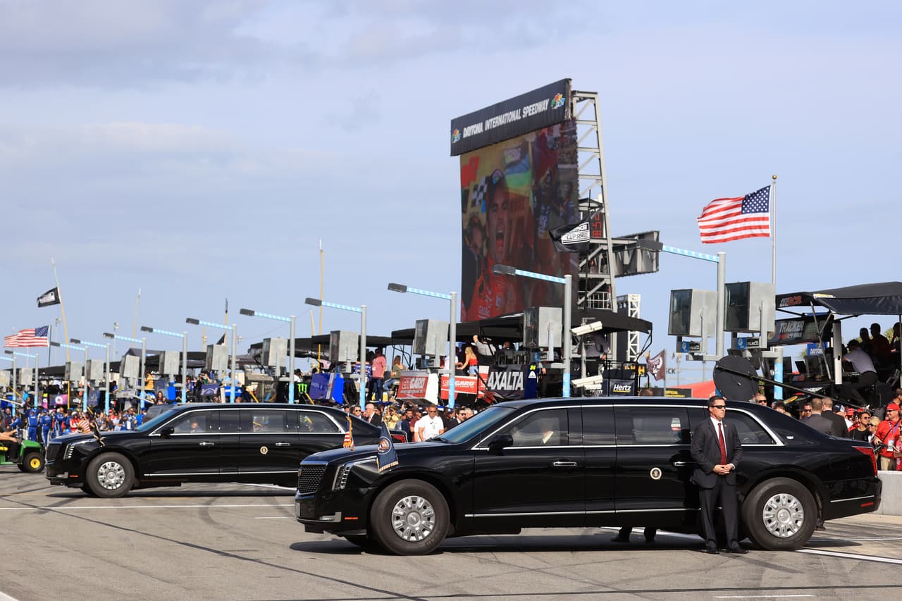 Se sabe que la Casa Blanca tiene una flota de 15 Bestias con un costo total de 15.8 millones de dólares. Cada unidad también tiene la capacidad de transportar a siete ocupantes.