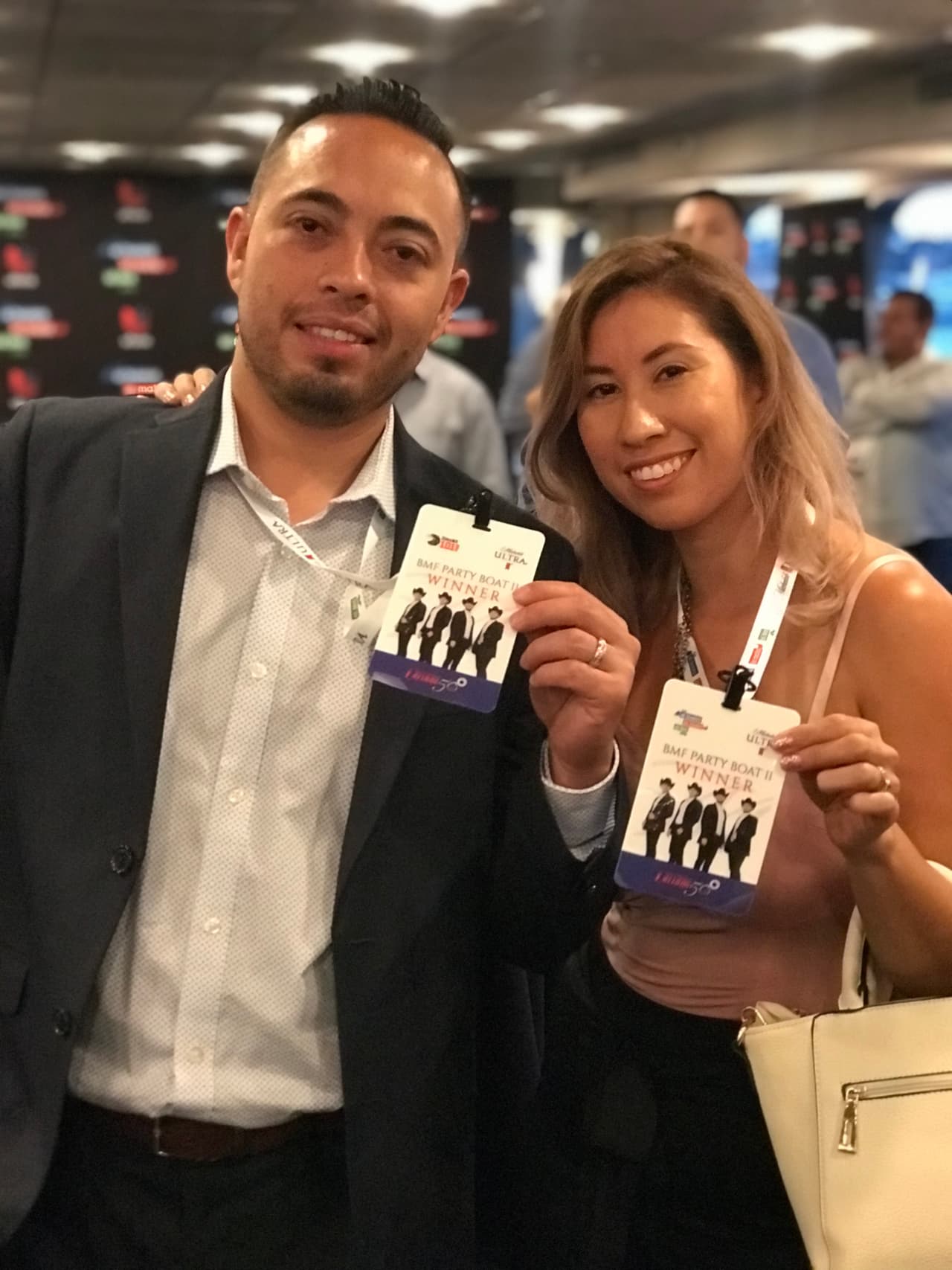 Los ganadores exclusivos ya esperaban con ansias la oportunidad de ver y escuchar a
<b>Calibre 50</b>.