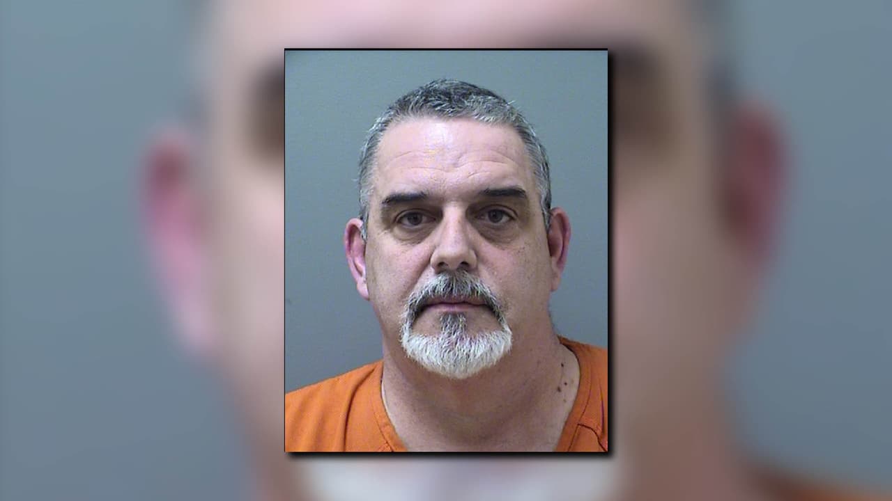 Policía: hombre planificó encuentro sexual con una niña que era 42 años menor que él