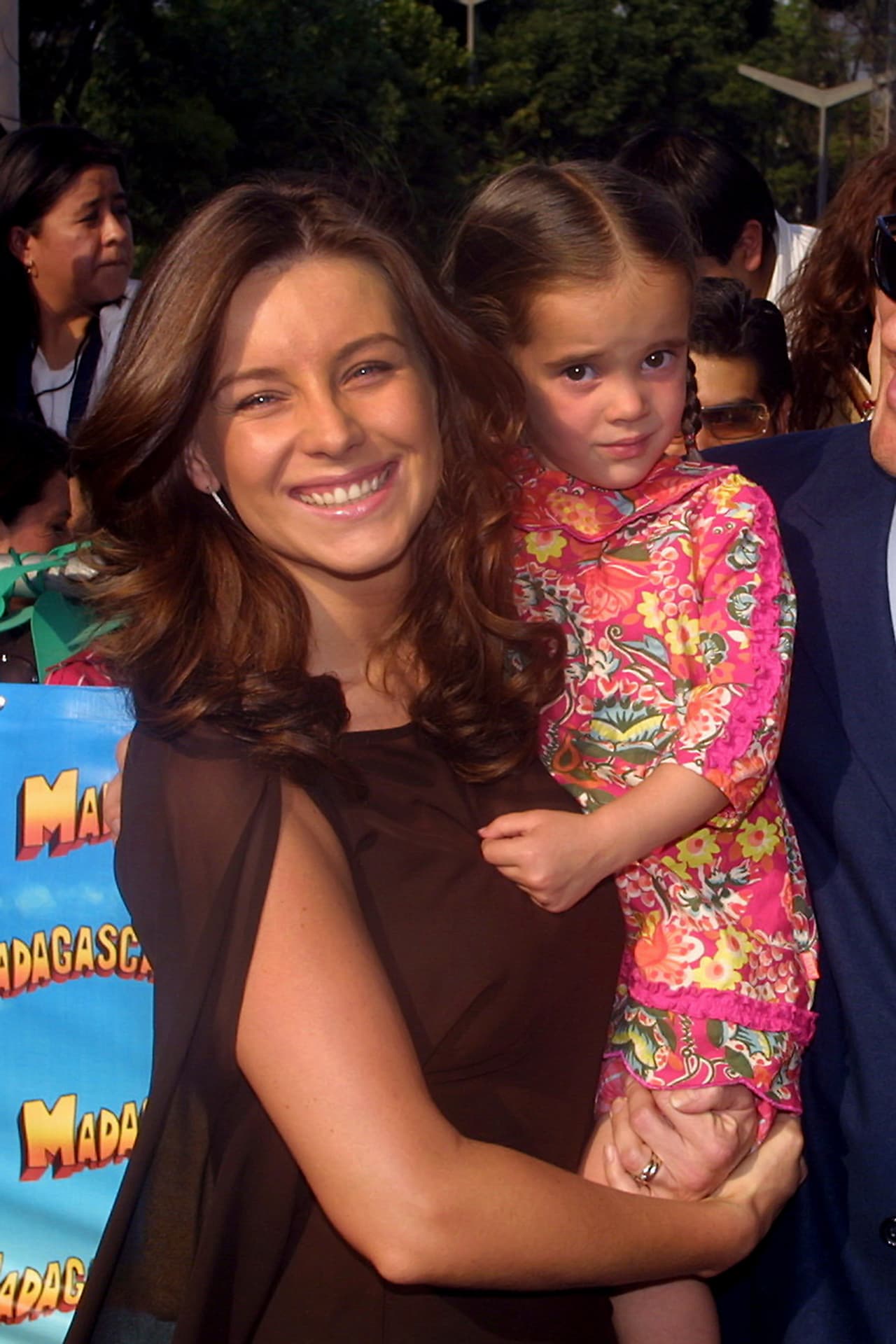 Tres años más tarde recibieron a su primogénita, María, y en el 2006 llegó su segunda hija, Aitana.