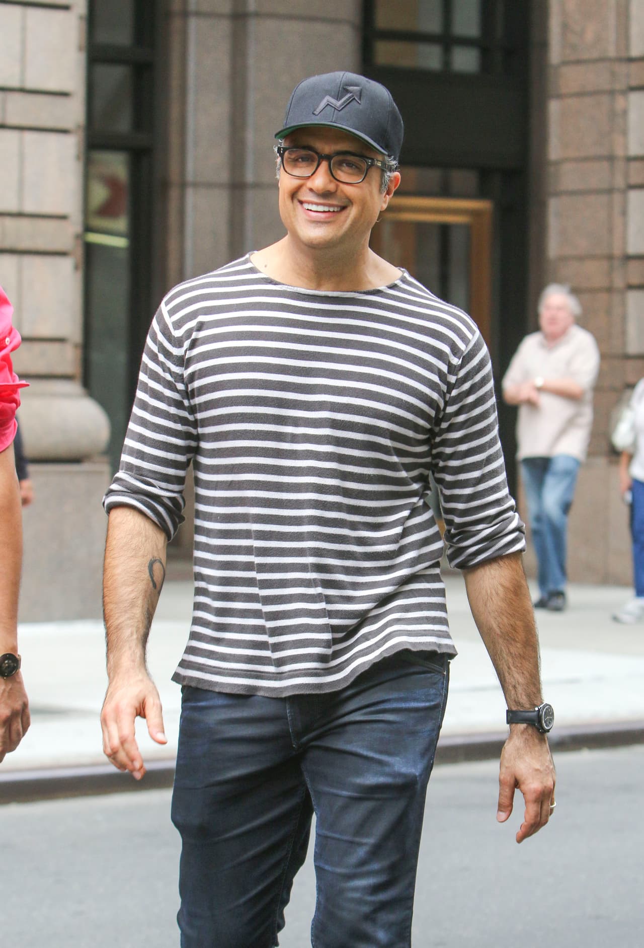 Siempre sonriente y carismático.