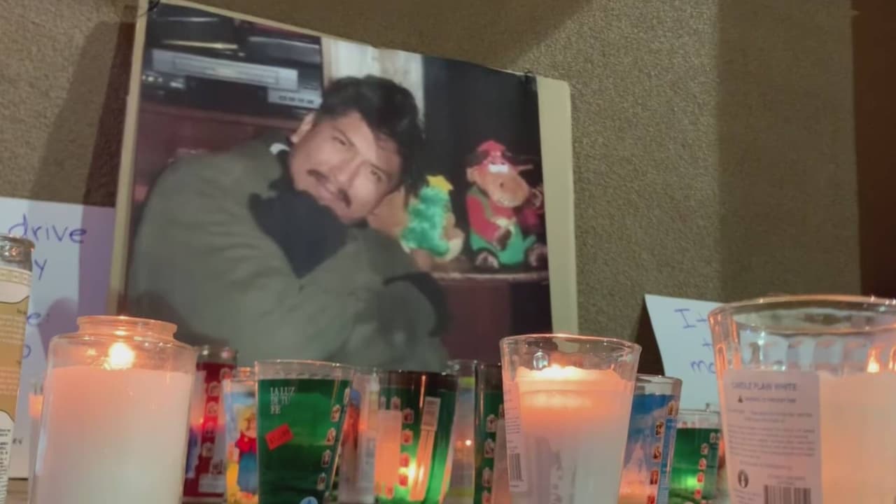 Este martes se realizó una vigilia en honor a Alejandro García, el hombre de 41 años que murió baleado frente a su hijo tras negarse a recibir un billete falso de $20 el pasado sábado en el restaurante Taco Bell donde laboraba. Al homenaje acudió el jefe de la policía de Los Ángeles, Michel Moore, quien anunció el arresto de uno de los supuestos responsables del crimen. Autoridades están tras la pista de otro sospechoso.