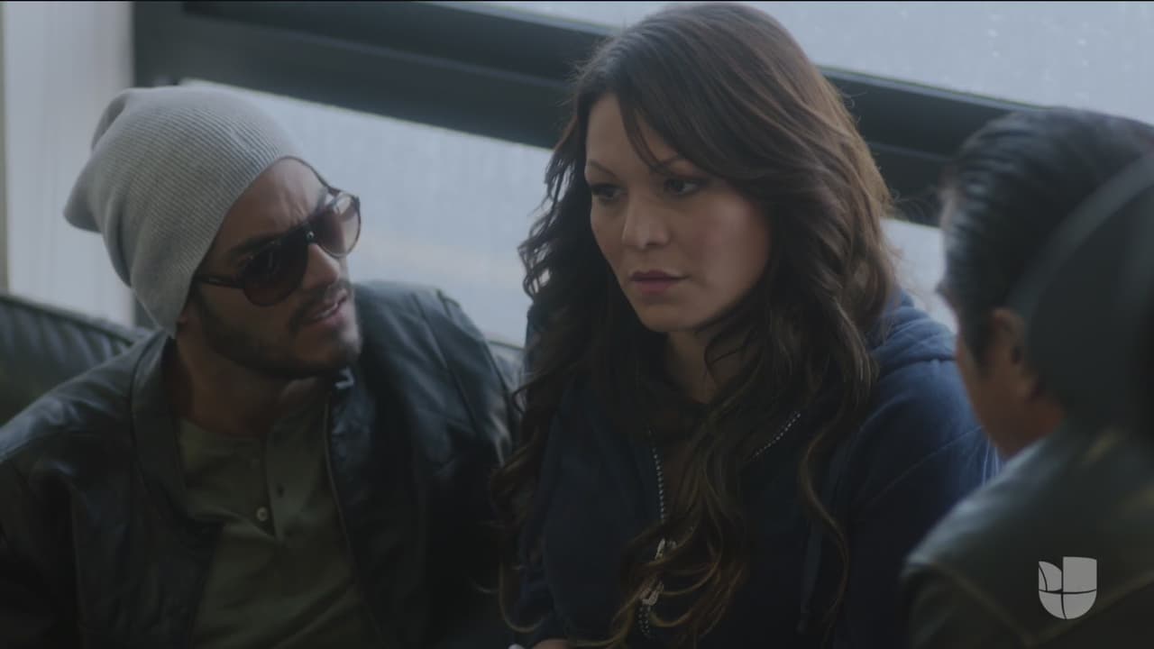 Jacob y Adán intentaron convencer a Jenni de no ir al palenque.