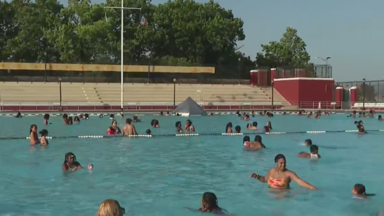 Nueva York activa plan por calor extremo: centros de enfriamiento y piscinas con horario extendido