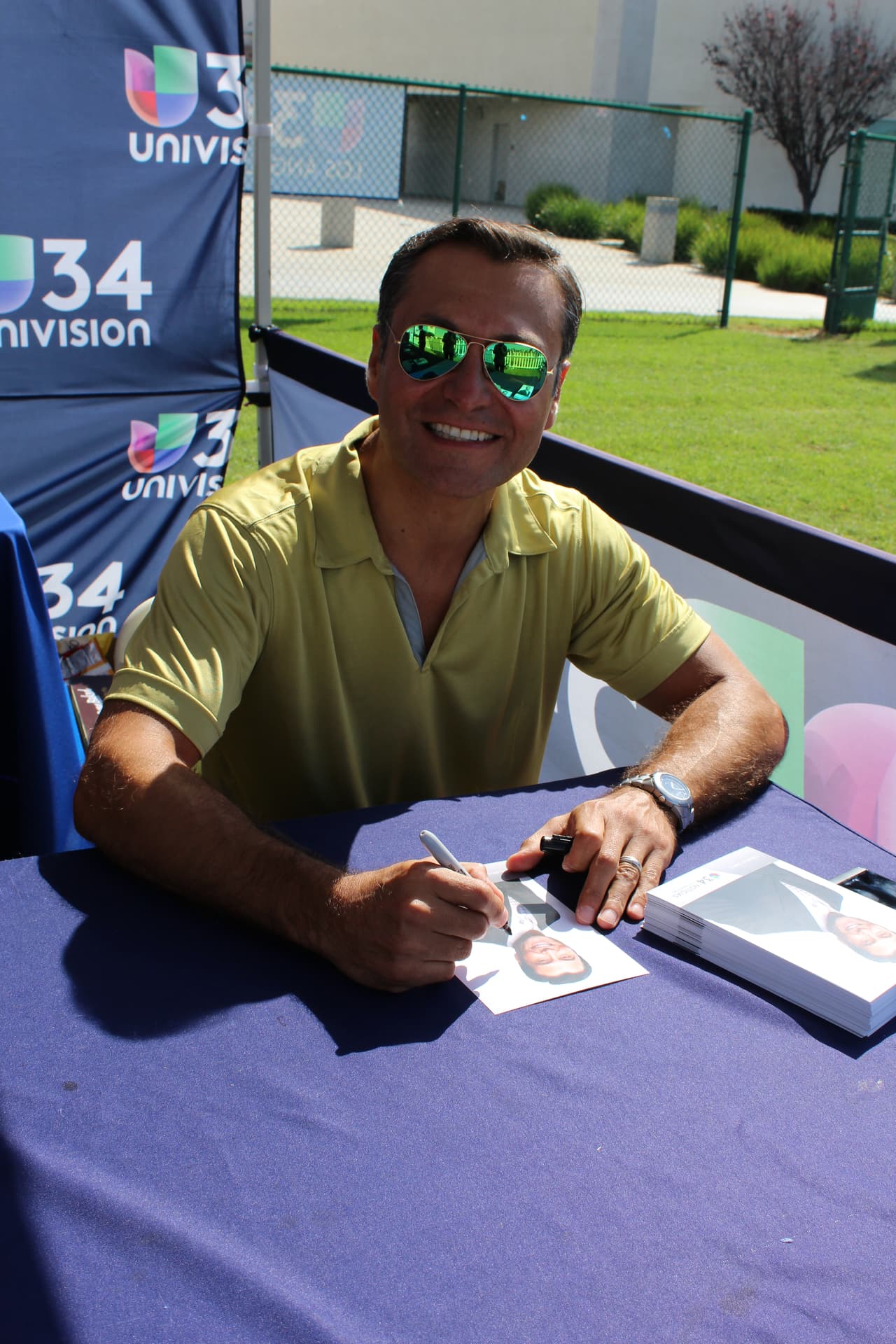 Miles se dieron cita en la séptima edición de la Feria de Educación que se festejó en Cal State Dominguez Hills. Te compartimos fotos de la concurrida celebración escolar.