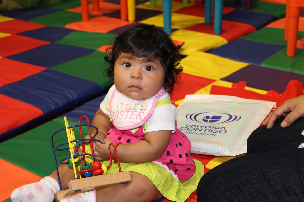 Miles se dieron cita en la séptima edición de la Feria de Educación que se festejó en Cal State Dominguez Hills. Te compartimos fotos de la concurrida celebración escolar.