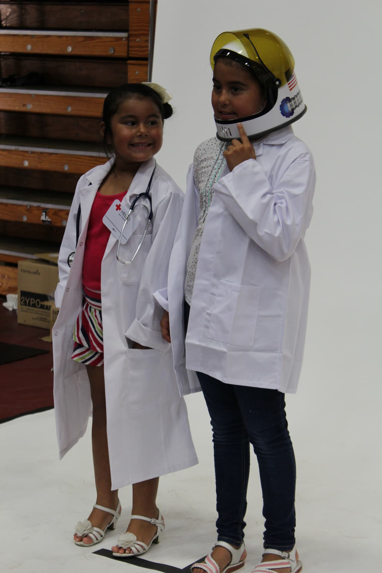 Miles se dieron cita en la séptima edición de la Feria de Educación que se festejó en Cal State Dominguez Hills. Te compartimos fotos de la concurrida celebración escolar.