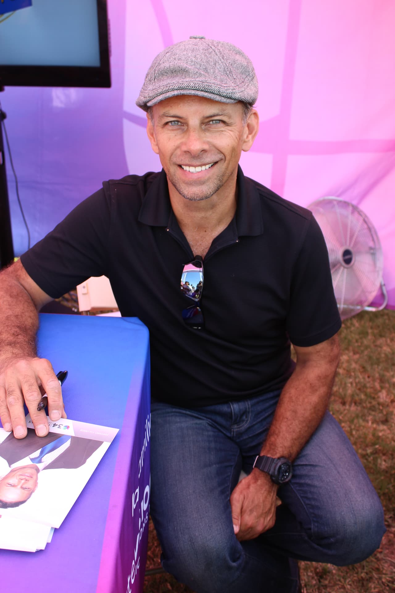 Miles se dieron cita en la séptima edición de la Feria de Educación que se festejó en Cal State Dominguez Hills. Te compartimos fotos de la concurrida celebración escolar.