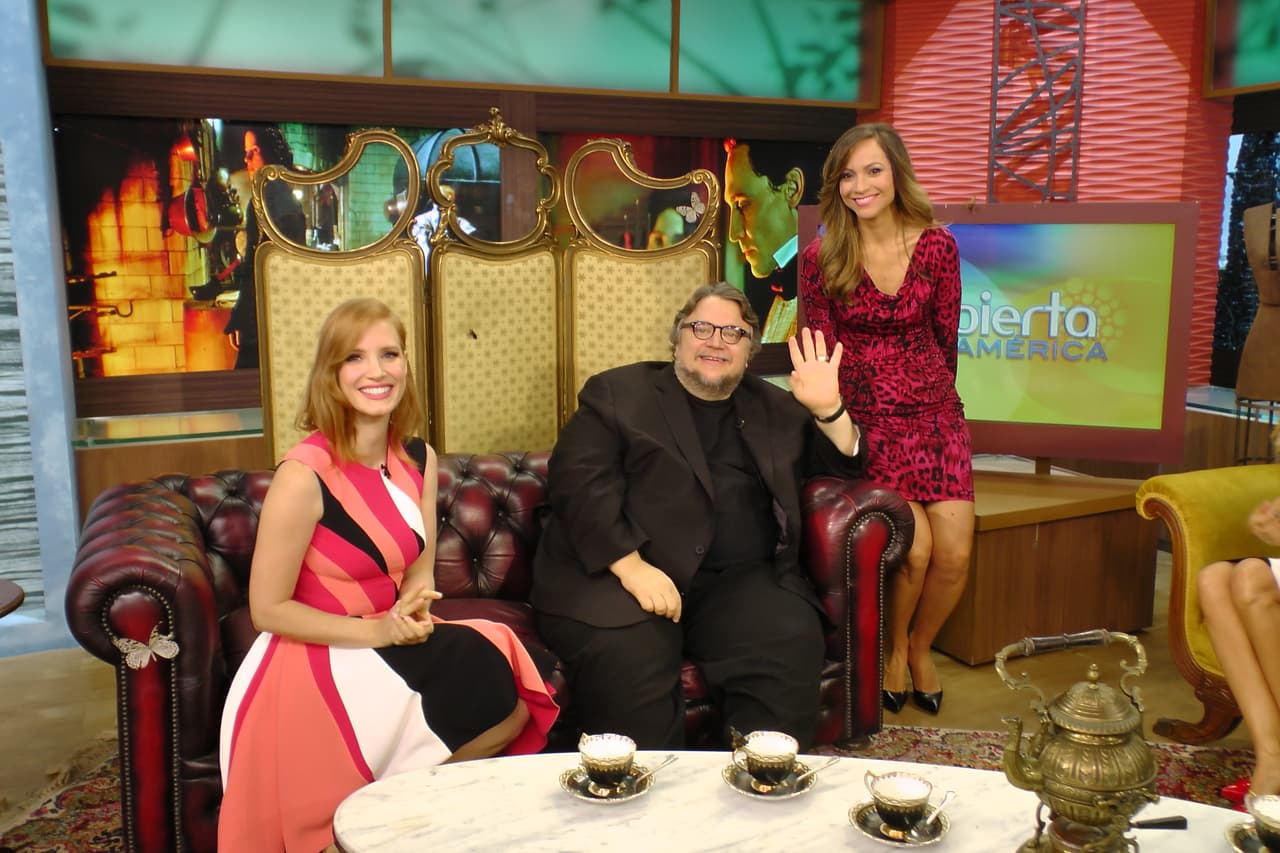 Satcha aprovechó para saludar a nuestros invitados.