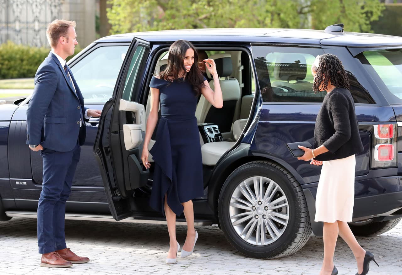 Justo antes de la boda, Meghan recibió así a su madre el 18 de mayo en el hotel Cliveden house en Berkshire, Inglaterra.