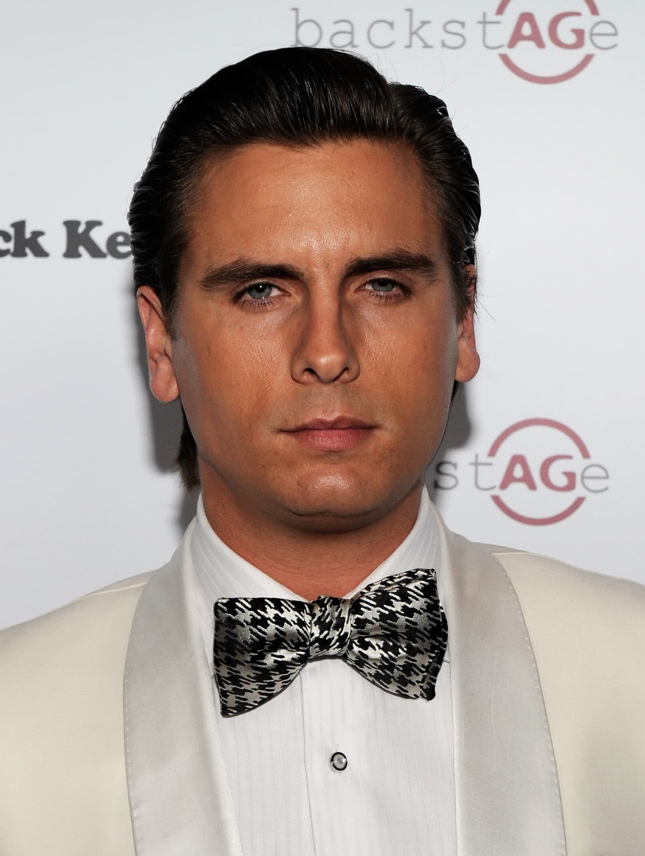 Este famoso papito está casado con Kourtney Kardashian.