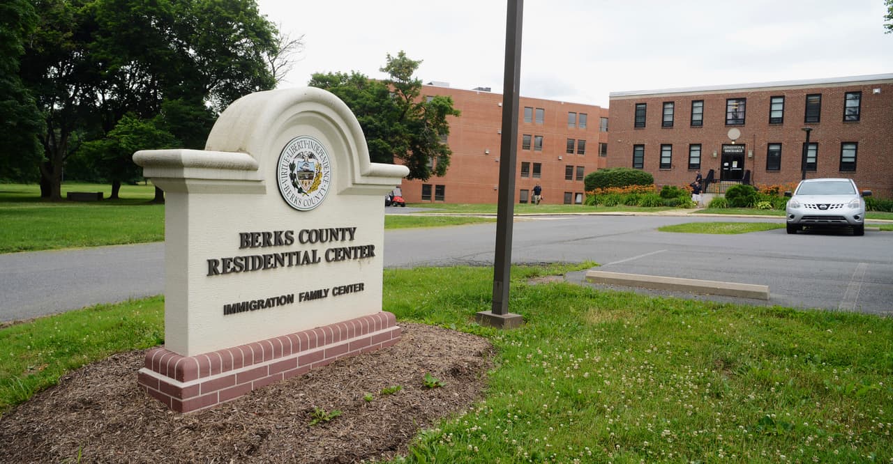 Administración Biden e ICE reanudan detención de inmigrantes en el condado de Berks