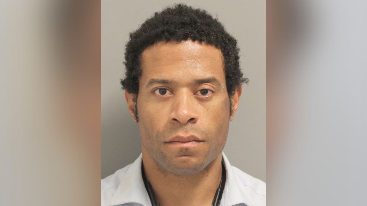 Jeremy James Joseph, es señalado de amenaza terrorista con un arma mortal.