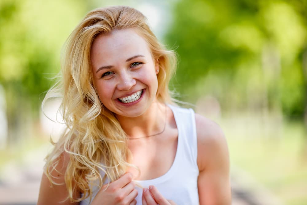 <b>Acuario -</b>
<br>Debido al tránsito retrógrado de Urano tiendes a estar muy susceptible sin embargo, la estupenda energía de Venus directo en tu signo inclina la balanza a tu favor en este ciclo del solsticio.