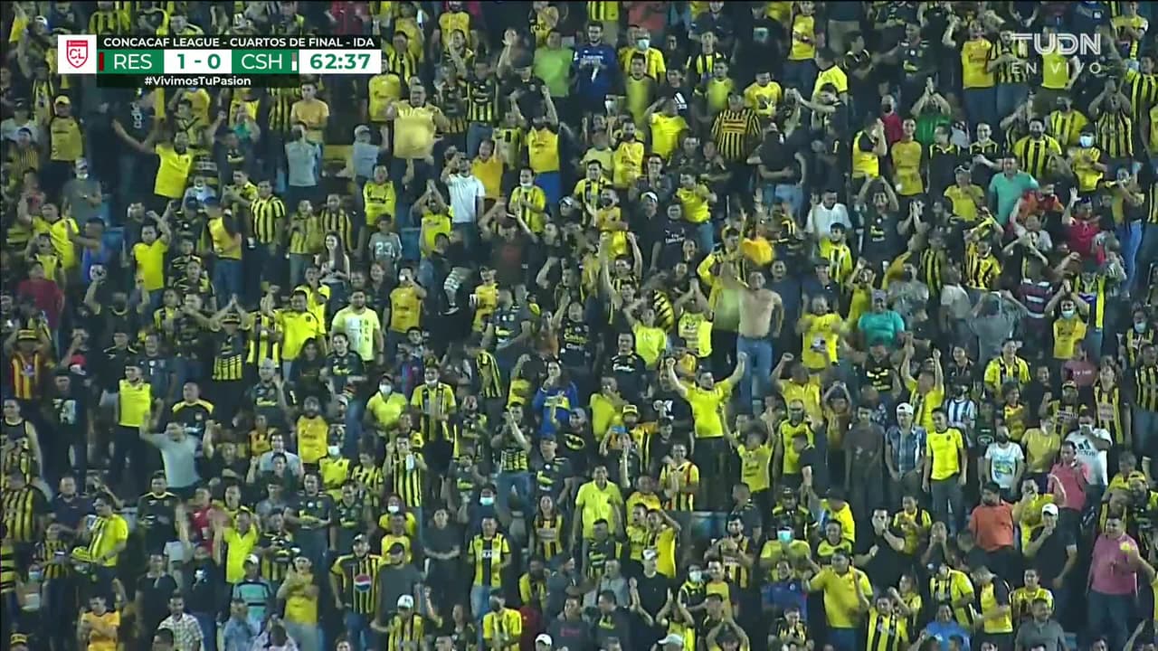 ¡GOOOL! Yeison Mejía anota para Real España.