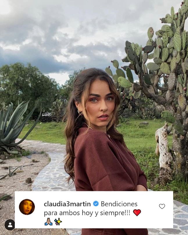 <b>Claudia Martín</b> le deseó "bendiciones" a la pareja.