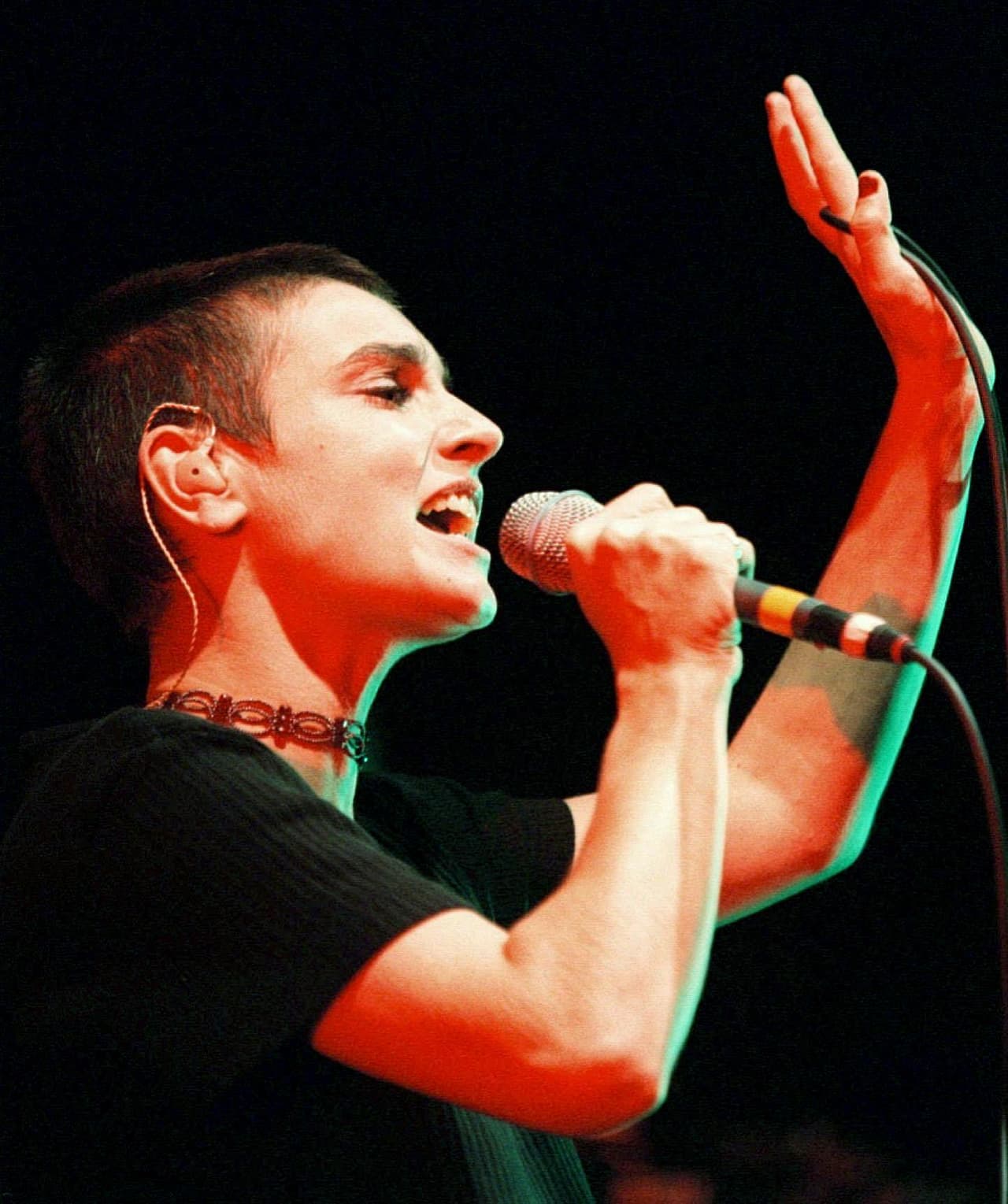 Sinead O'Connor fue una de las voces más emblemáticas de los 80's y ahora es recordada también por su escandalosa vida.