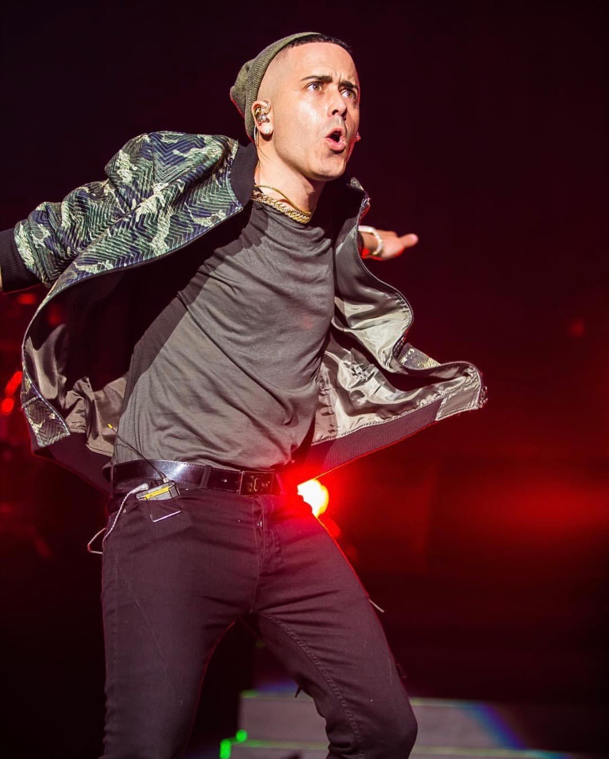 Yandel sin barba luce más chico de edad. #TragaAños