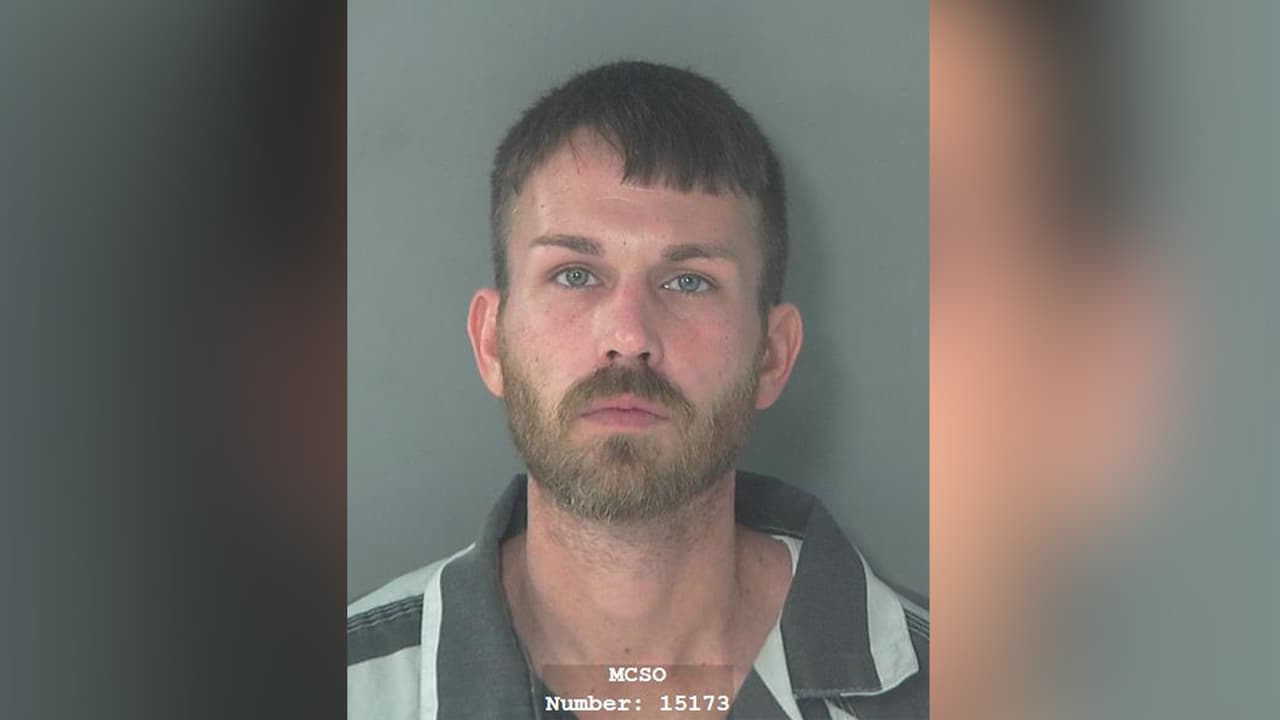 Christopher Adam Luther es sospechoso de robo de una casa.
<br>