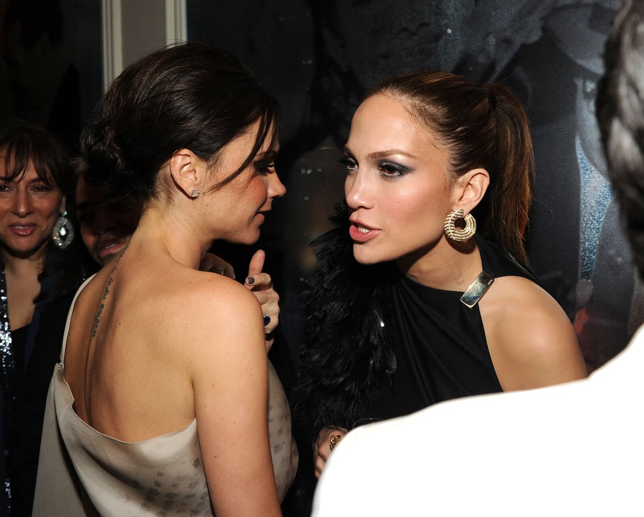J. Lo y Victoria Beckham se hicieron muy amigas cuando ella y su esposo David Beckham se mudaron a Los Ángeles.