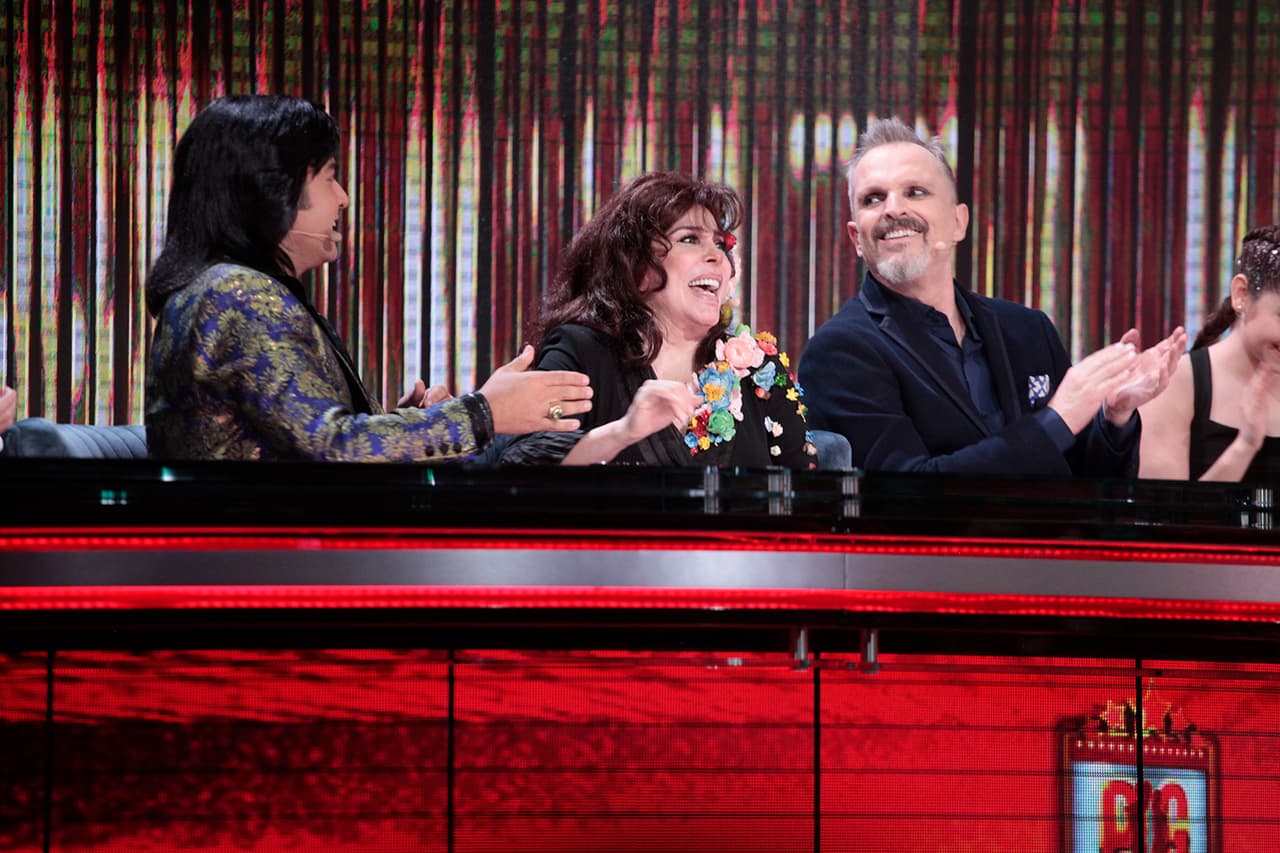 La mini discusión, que obviamente fue en tono de broma, provocó la risa de Verónica y del resto de sus compañeros en Pequeños Gigantes.