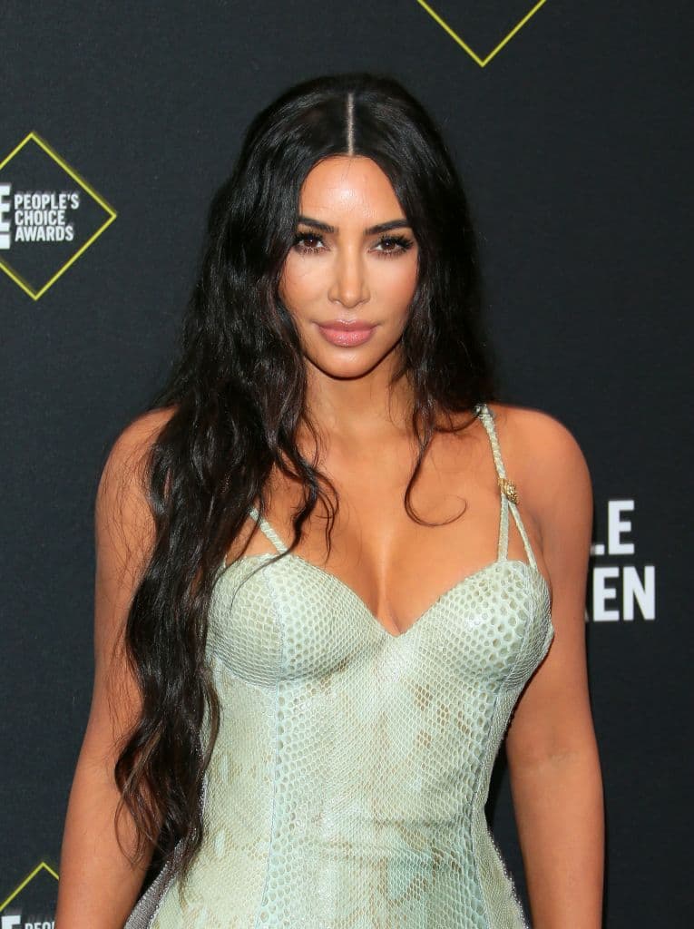 El sujeto le dijo a la policía que iba a ver a Kim Kardashian y en un momento incluso afirmó 
<b>que ella era su "esposa".</b>