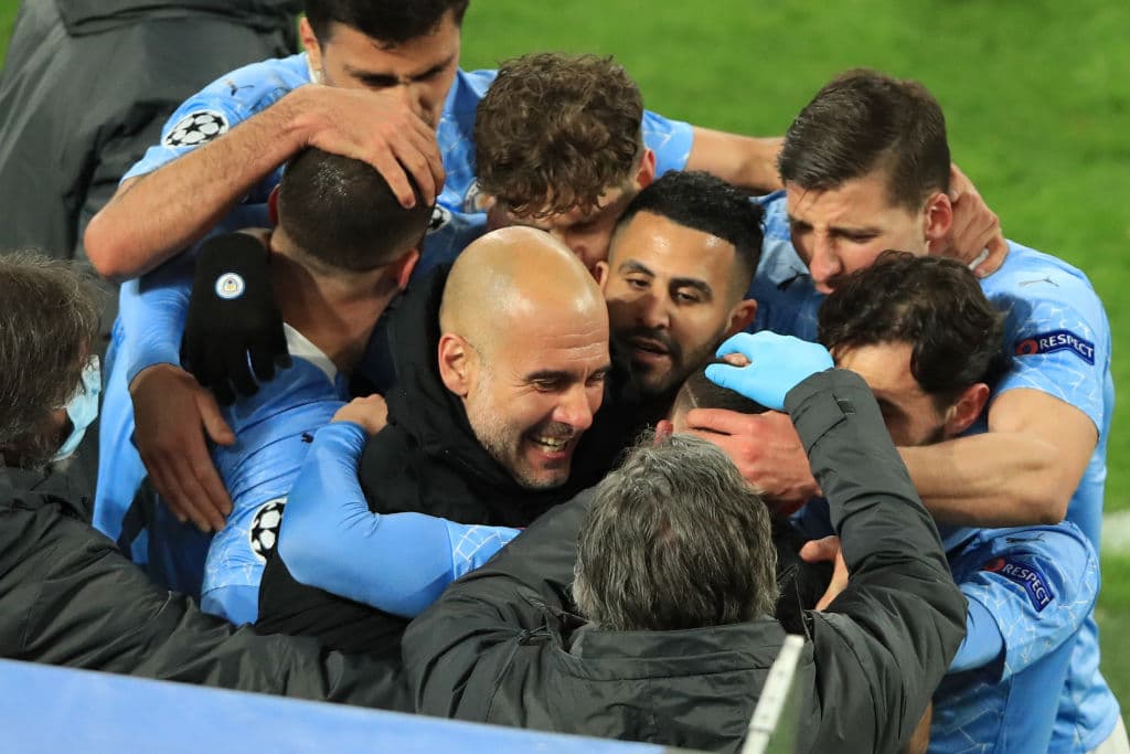 Borussia Dortmund cae ante el Manchester City como local, durante el partido de vuelta de los Cuartos de Final de la UEFA Champions League. El tanto de los locales fue por parte de Jude Bellingham, pero Riyad Mahrez y Phil Foden le dieron la victoria a los Cityzens. Los de Pep Guardiola enfrentarán al Paris Saint-Germain en la Semifinal de la justa europea.