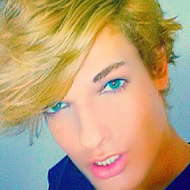 Fotos del 'muñeco Ken humano', Celso Santebañes