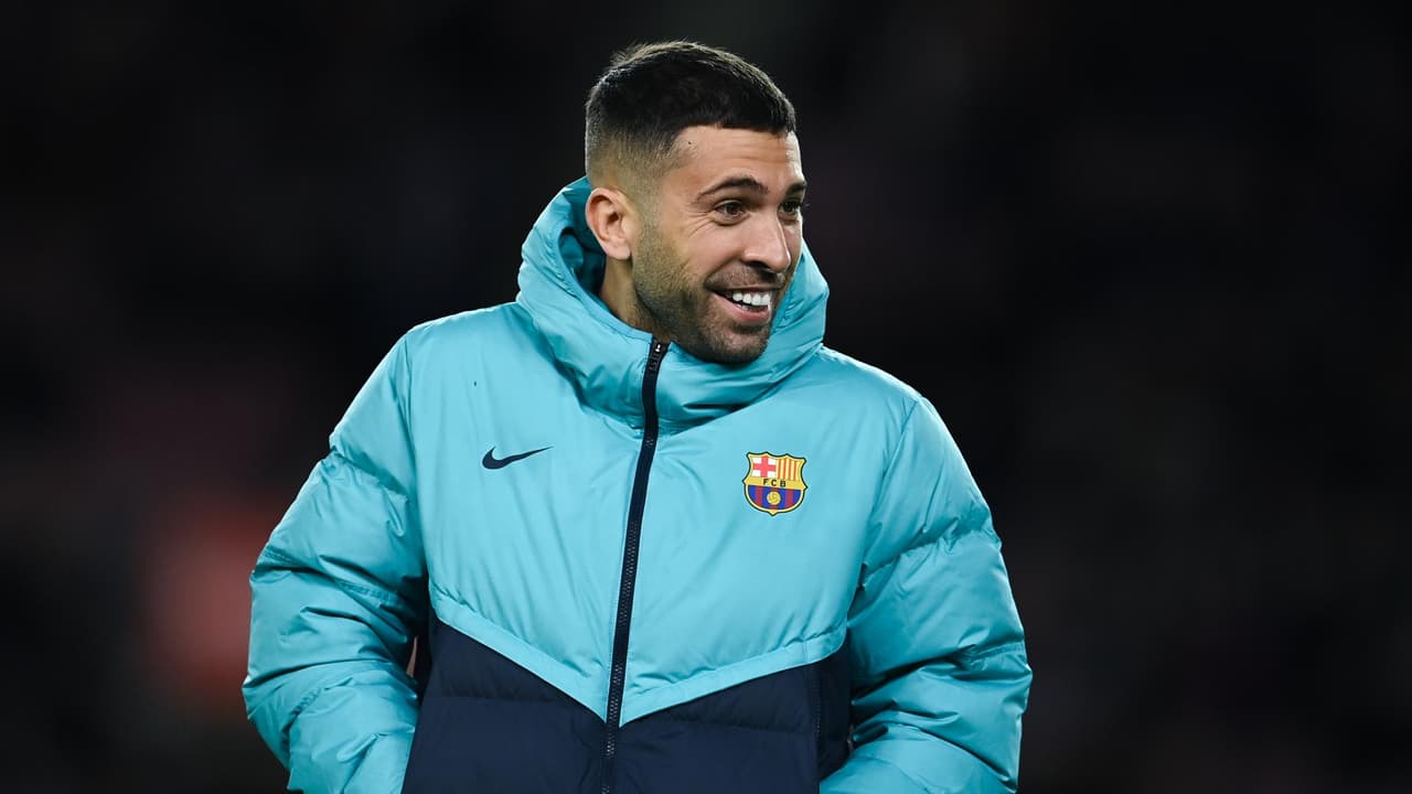 Alba celebra distancia de 8 puntos, pero no ve La Liga por ganada