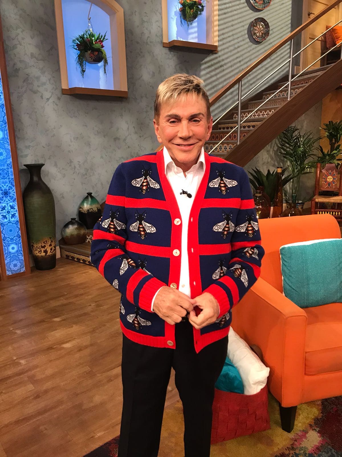 Comenzamos la semama con la visita de Osmel Sousa a Despierta América.