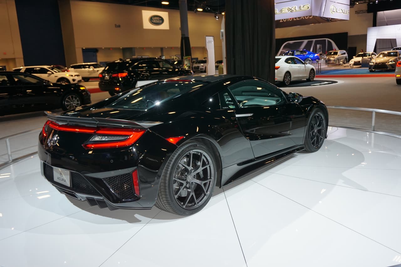Vista trasera del Acura NSX 2016
