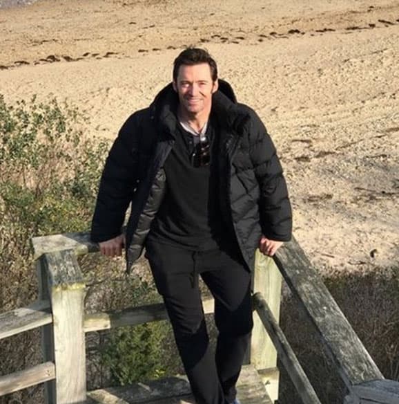 HUGH JACKMAN
<br>Disfrutó de un gran día junto a la playa