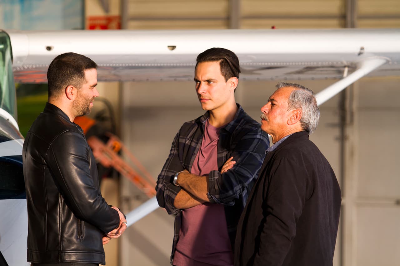 Por su parte, los Lucio seguían moviéndose entre las sombras para lograr negocios exitosos.