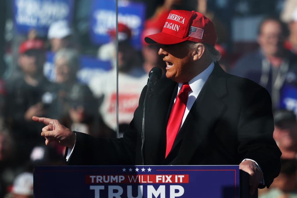 Donald Trump durante su mitin en Lititz, Pensilvania, el domingo 3 de noviembre.