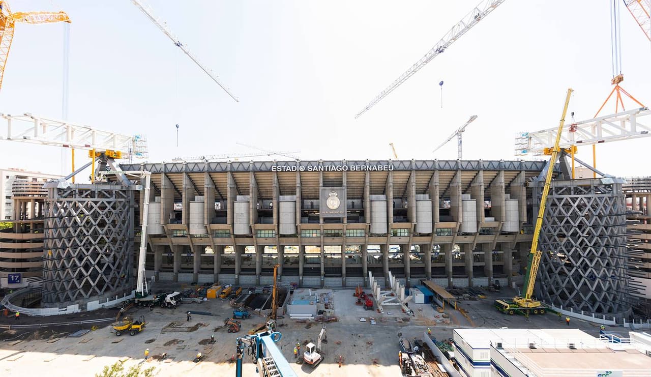 Las obras del Santiago Bernabéu continúan a marchas forzadas y ya se comienzan a completar estructuras importantes de la remodelación.