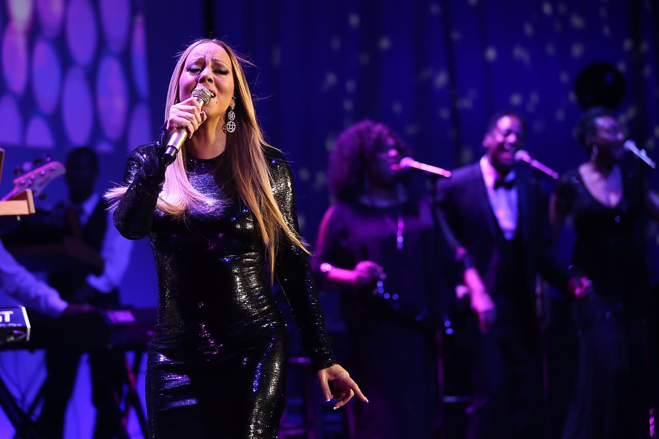 La cantante Mariah Carey anunció por medio de sus redes sociales la cancelación de su concierto en Bruselas.