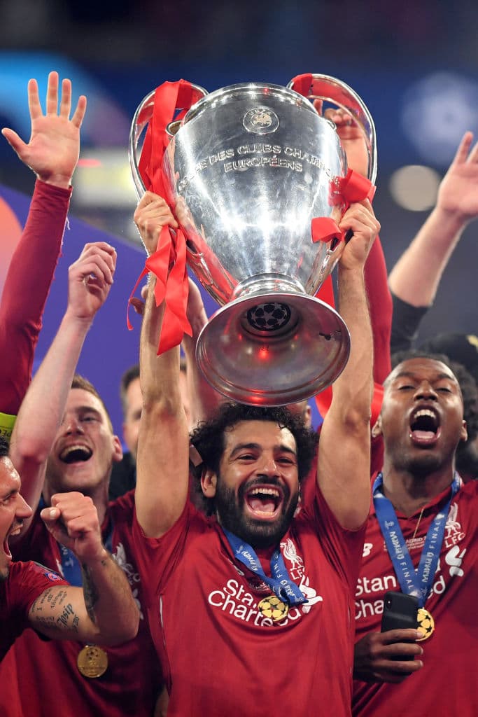 Mohamed Salah con la 'orejona', campeón de Europa.